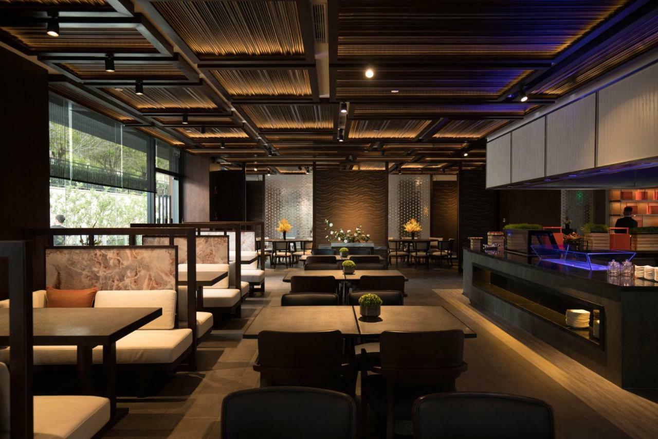 Howard Johnson Jinlin Plaza Lijiang Lijiang  Exterior photo