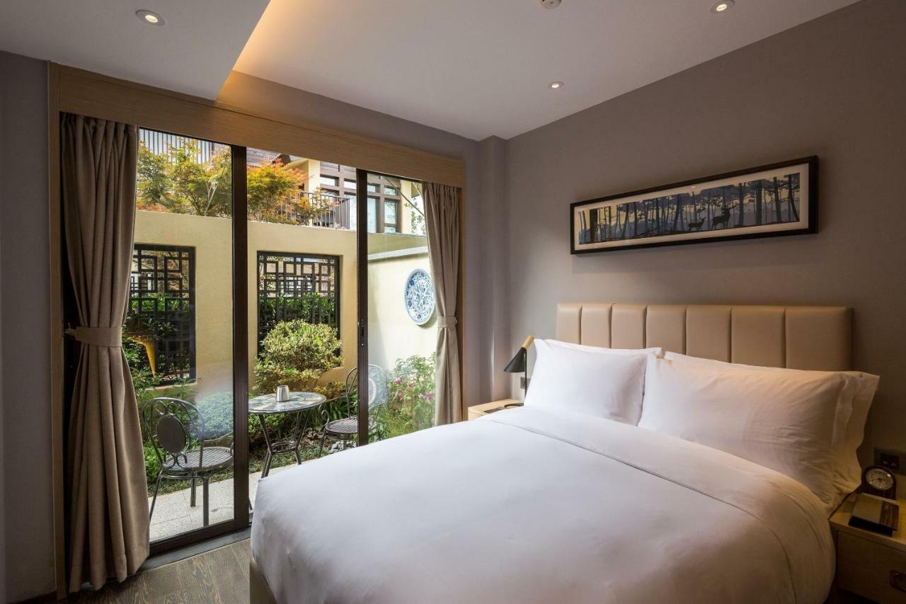 Howard Johnson Jinlin Plaza Lijiang Lijiang  Exterior photo