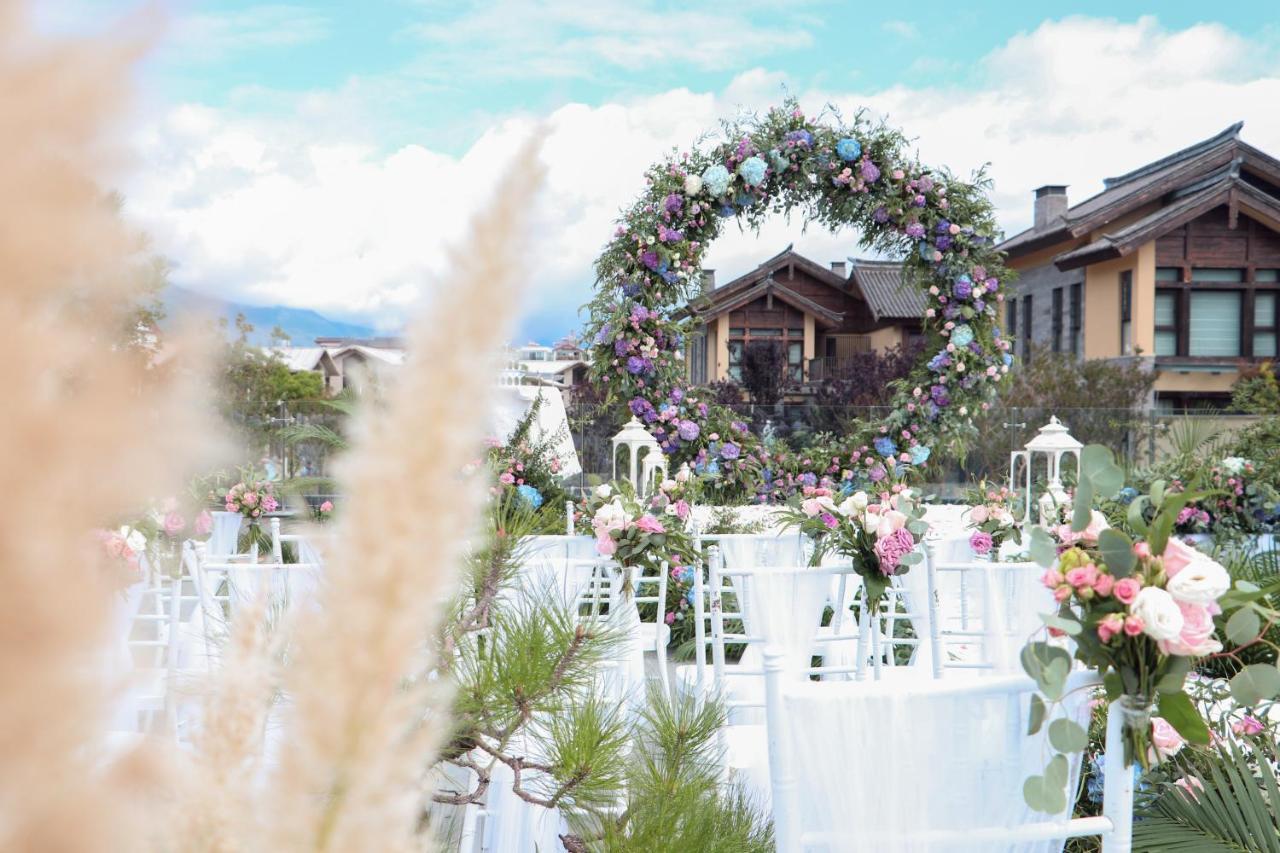 Howard Johnson Jinlin Plaza Lijiang Lijiang  Exterior photo
